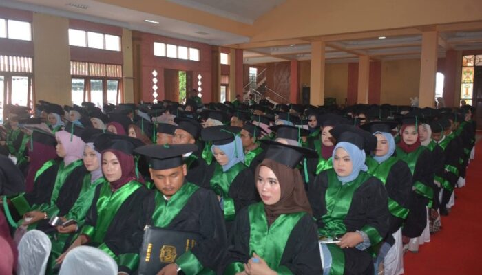 244 Mahasiswa STAIS Al-Ikhlas Dairi Wisuda, Wabup Minta Jadi Pilar Pembentuk Karakter Generasi Muda