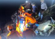 Yon Parako 481 Pasgat Evakuasi WNA Kanada Di Pegunungan Cyclop