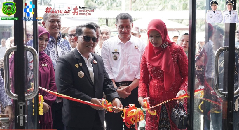 Bupati Hadiri Grand Opening Shania Cafe Di Sibuhuan