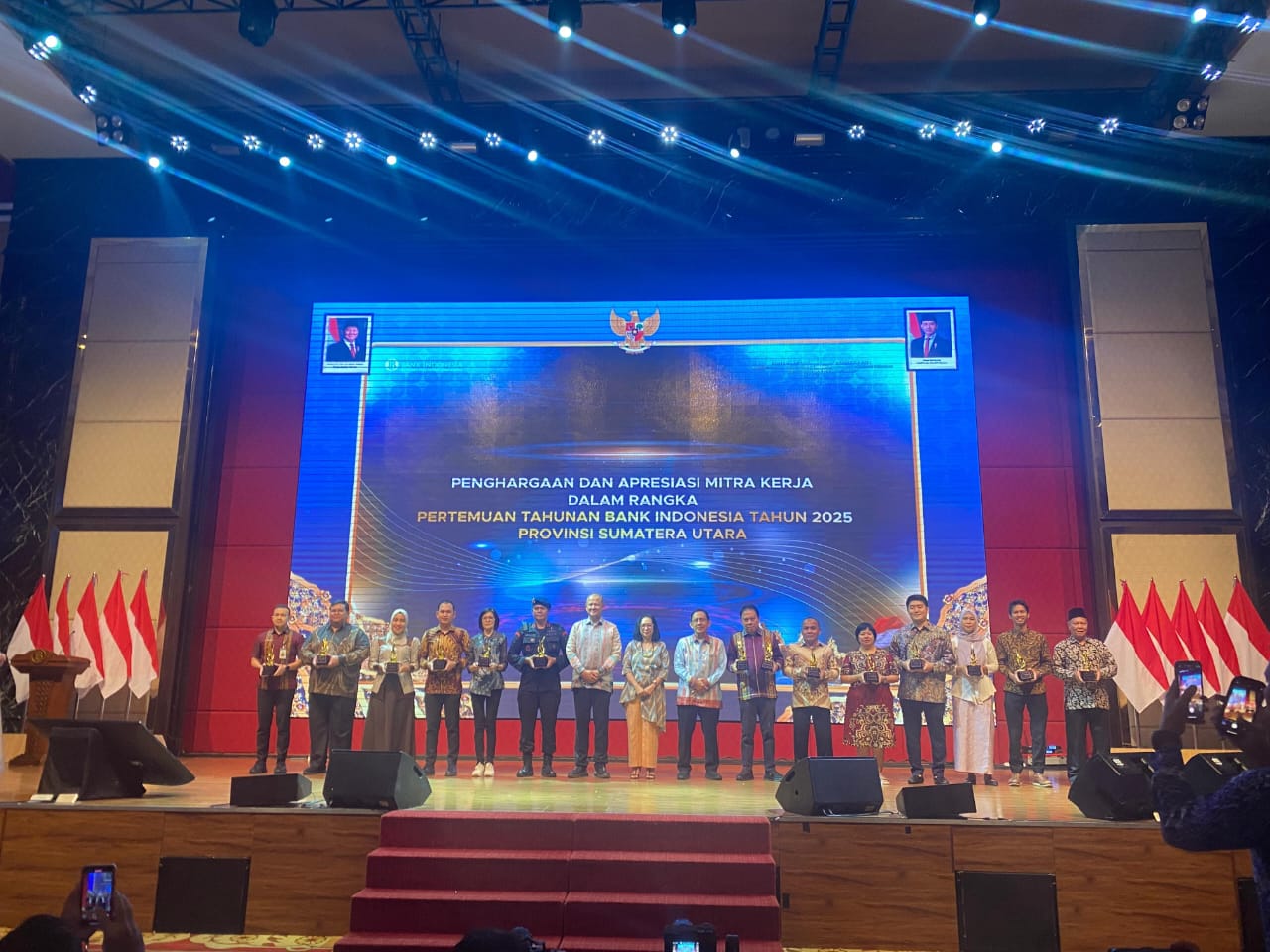 Pemkab Deliserdang Raih Penghargaan TP2DD Terbaik Sumatera 2025