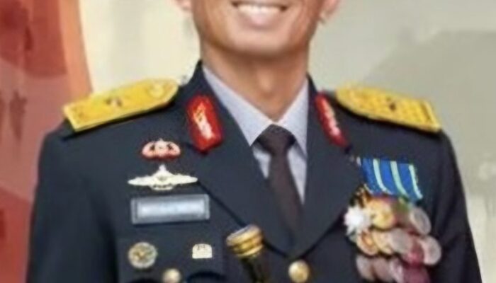 Kapolda Aceh Evakuasi Korban Banjir Di Aceh Tamiang