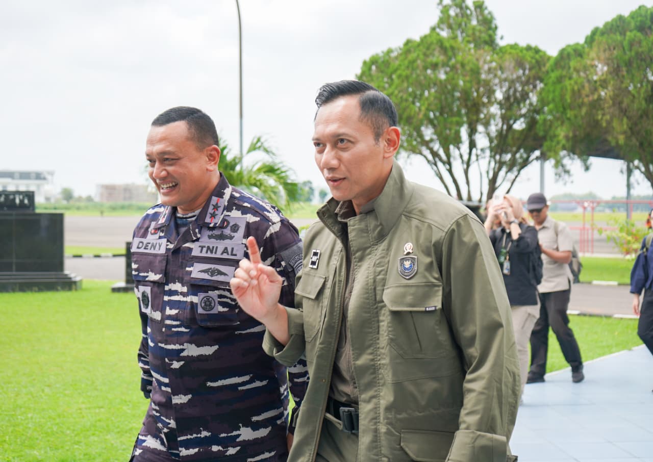 Dankodaeral I Sambut Kedatangan Menko Dan Pangkogabwilhan Dalam Rangka Penanggulan Bencana Di Sumut