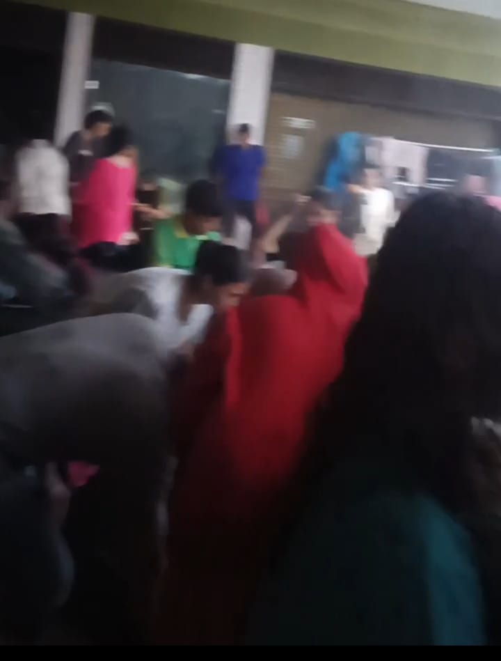 Ketua Partai Hanura Langsa Bagi Paket Sembako Dan Buka Dapur Umum