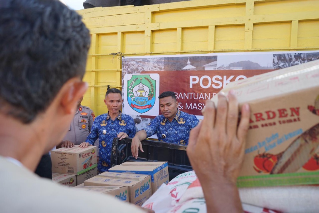 Bupati Abdya Kirim Lima Tim Bantuan ke Wilayah Banjir di Aceh