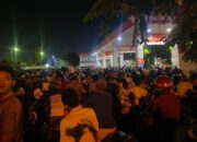 Ratusan Warga Tebingtinggi Antre BBM Hingga Menginap