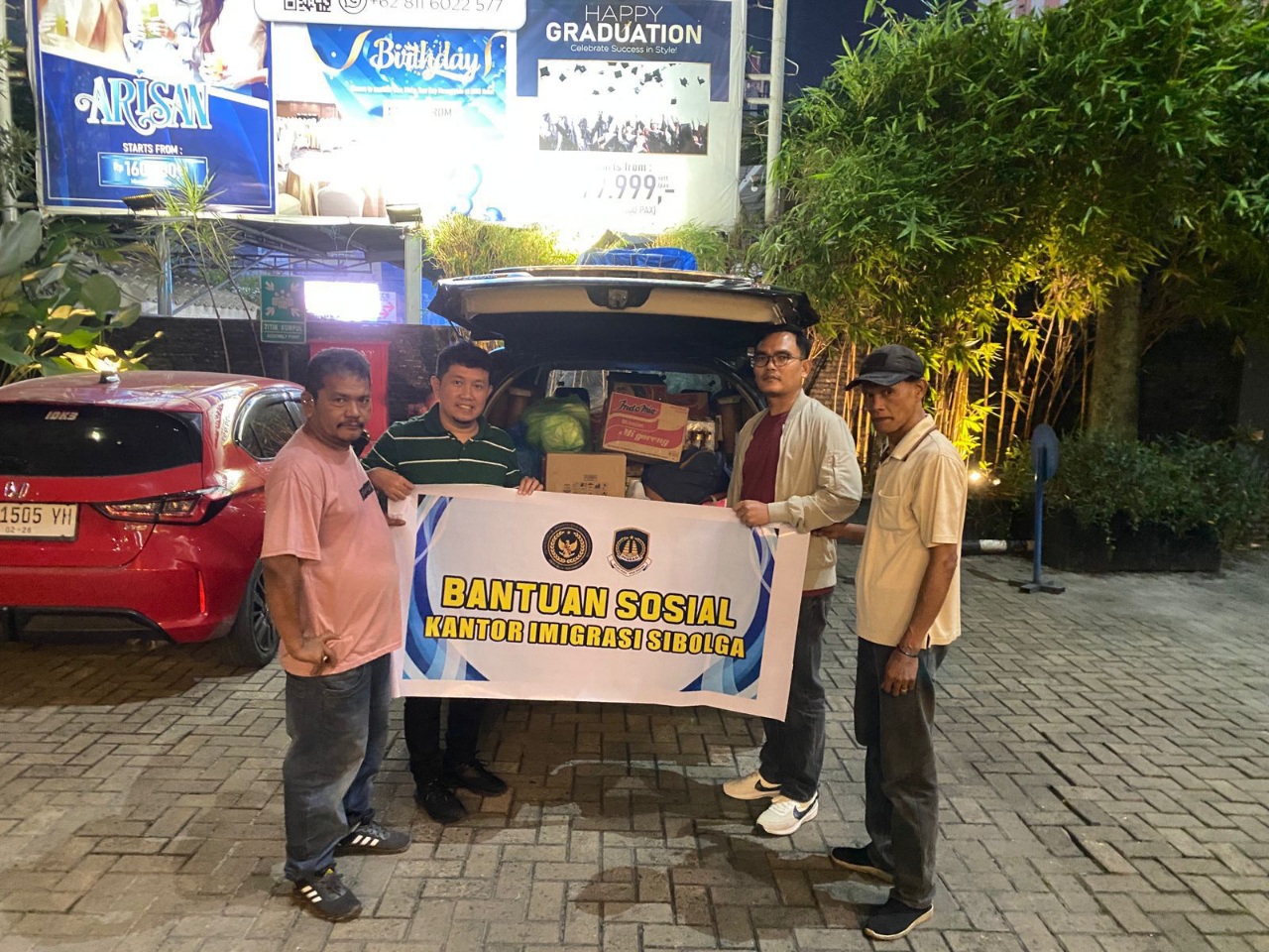 Imigrasi Sibolga Salurkan Bantuan Bagi Pegawai Terdampak Bencana