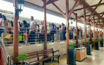 PT Railink menyampaikan bahwa operasional KA Srilelawangsa relasi Medan–Binjai–Kualabingai akan kembali berjalan normal mulai hari ini Rabu, 3 Desember 2025. Setelah sebelumnya dihentikan sementara akibat banjir yang melanda sejumlah wilayah di Sumatera Utara.