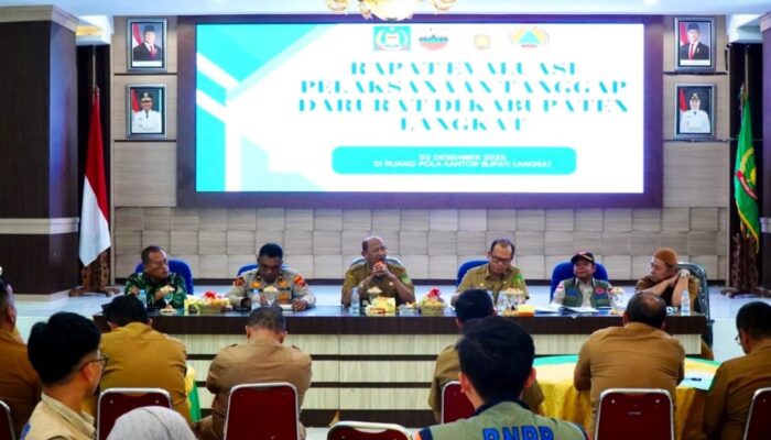 Kolaborasi Dengan BNPB, Bupati Langkat Evaluasi Pelaksanaan Tanggap Darurat Penanganan Banjir