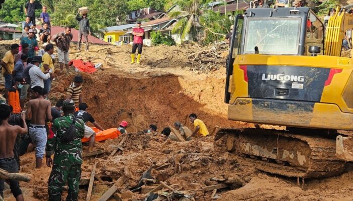 Update Korban Banjir Sibolga: 48 Meninggal, 9 Luka, 8 Hilang