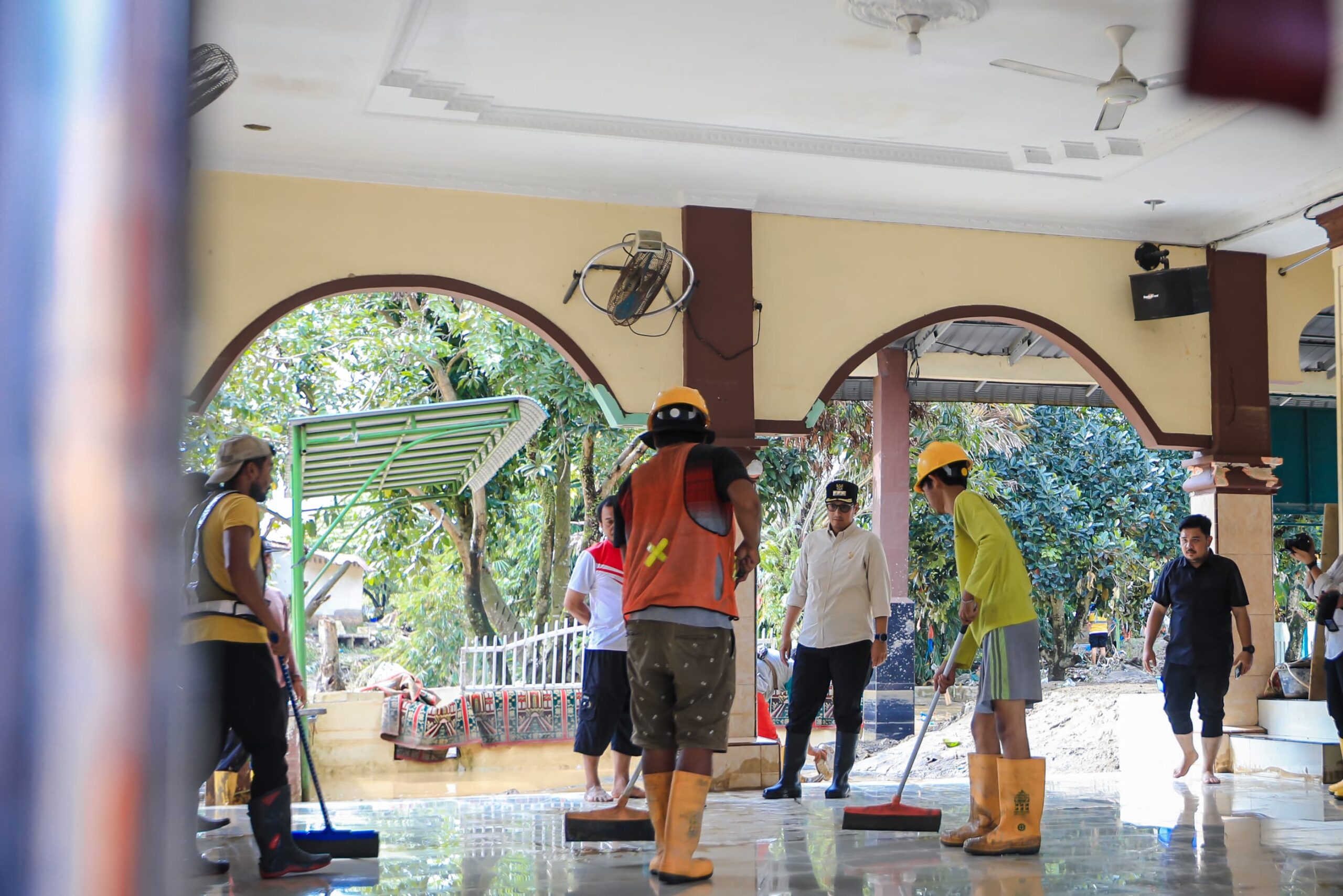 Prihatin Dengan Rumah Ibadah Terdampak Banjir, Rico Waas Tinjau Dan Akan Bantu Perbaikan Masjid Muslimin Di Kwala Bekala