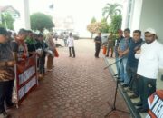 Dirut PTPL Kota Lhokseumawe Kerahkan Tim Pembersih Lokasi Banjir