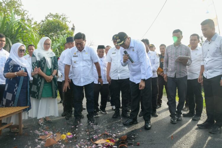 Jalan Penghubung Pagar Merbau, Beringin Dan Pantai Labu Diresmikan