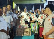 Temui Warga Batangkuis Korban Banjir, Dahnil Ginting Bantu Sembako Dan Uang Tunai