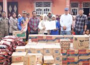Bawa Bantuan, Tiorita Temui Korban Banjir di Wilayah Perbatasan Sumut-Aceh Desa Salahaji