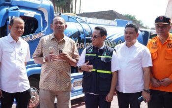 Bupati Langkat Lepas 20 Mobil Tangki Air Bersih Untuk Warga Terdampak Banjir