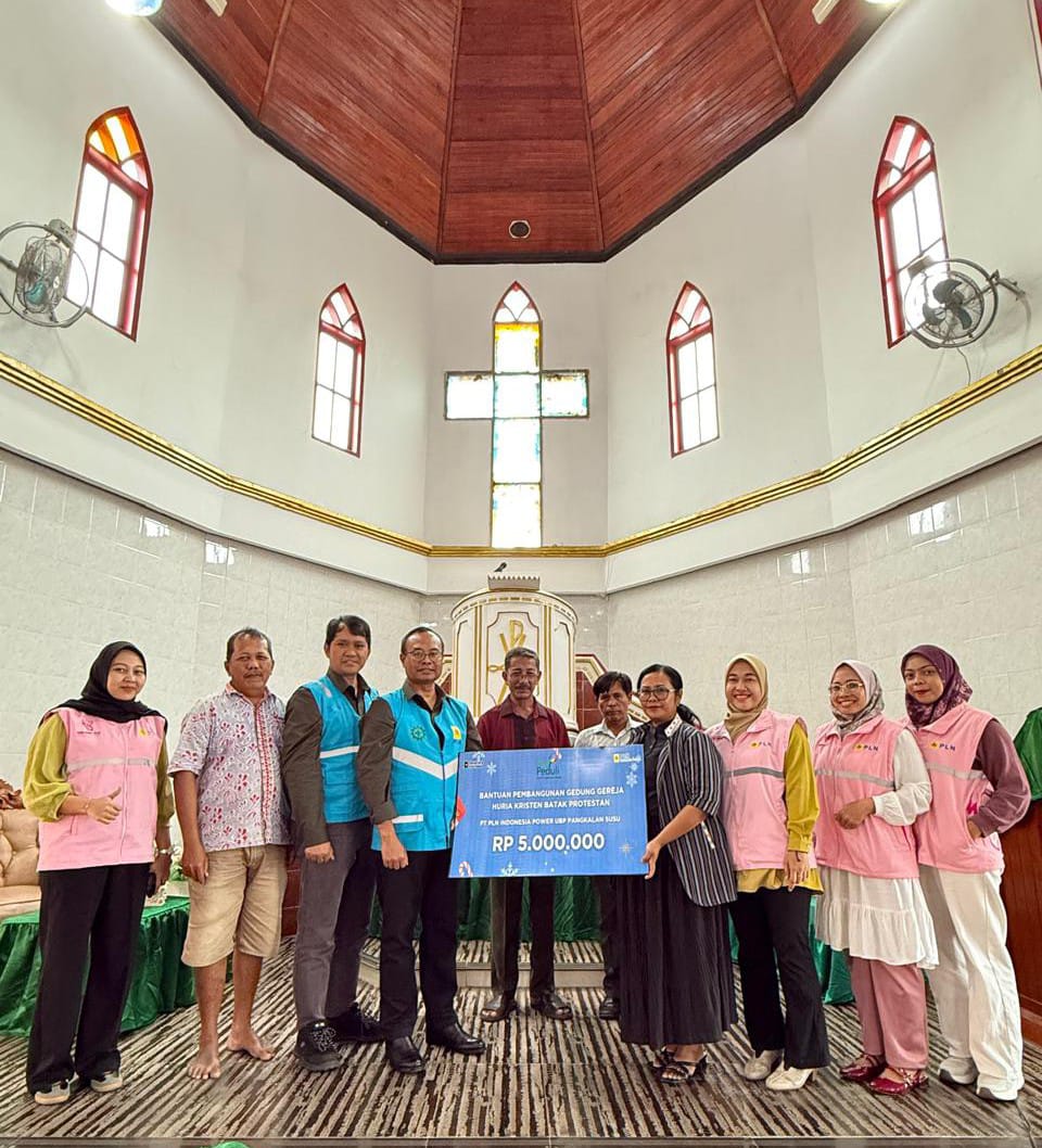 PLN Indonesia Power Berikan Bantuan Untuk Renovasi Gereja HKBP Di Pangkalansusu