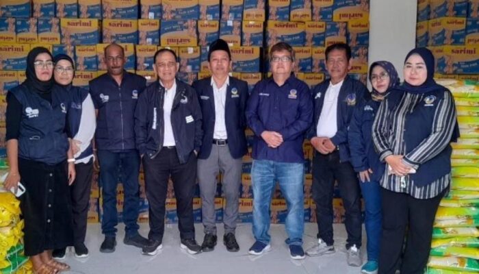 Bantu Korban Banjir Longsor Sumut Tahap 3, NasDem Kirim 5 Ton Beras 40 Ribu Mi Instan