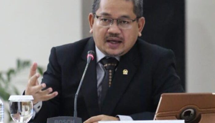 Menyalakan Kemanusiaan