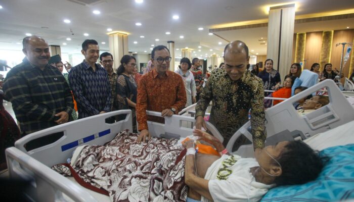RS Adam Malik Gelar Kebaktian Dan Perayaan Natal Bersama Pasien