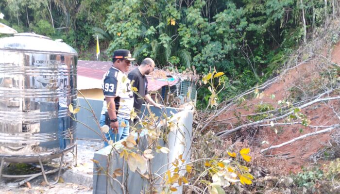 Lurah Pancuran Gerobak Tinjau Lokasi Longsor, Pastikan Penanganan Cepat dan Antisipasi Korban