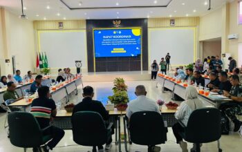 Rapat Koordinasi Identifikasi dampak Bencana Alam serta Percepatan CPCL wilayah Sumut yang dilaksanakan di Aula Polbangtan Medan, Minggu (7/12/2025).
