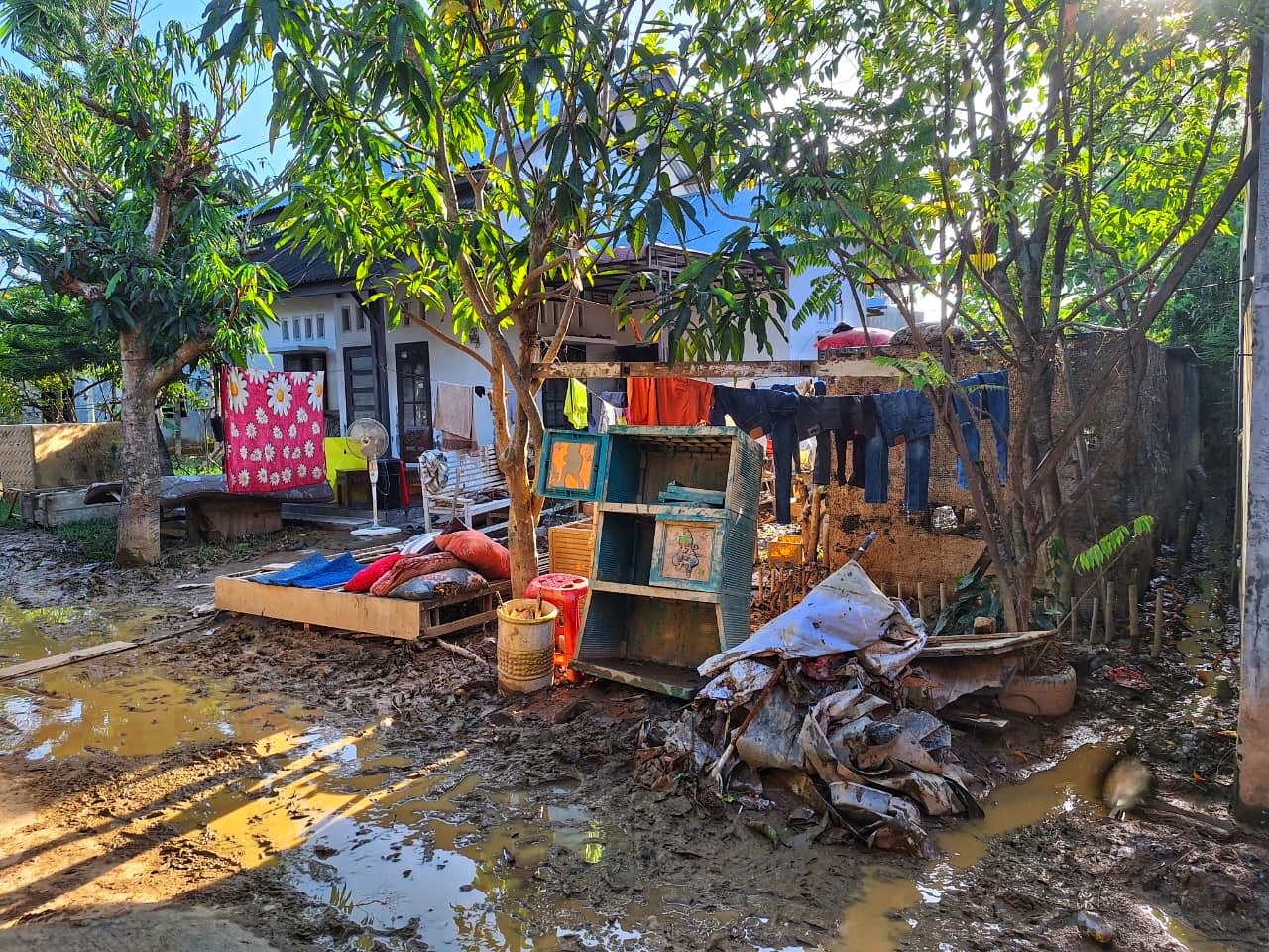 Alumni Teknik Sipil 88 ITM dan SMA Josua Aksi Empati Untuk Korban Bencana Aceh