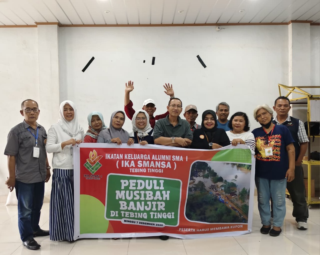 Alumni SMAN 1 Tebingtinggi Tebar Sembako Korban Banjir