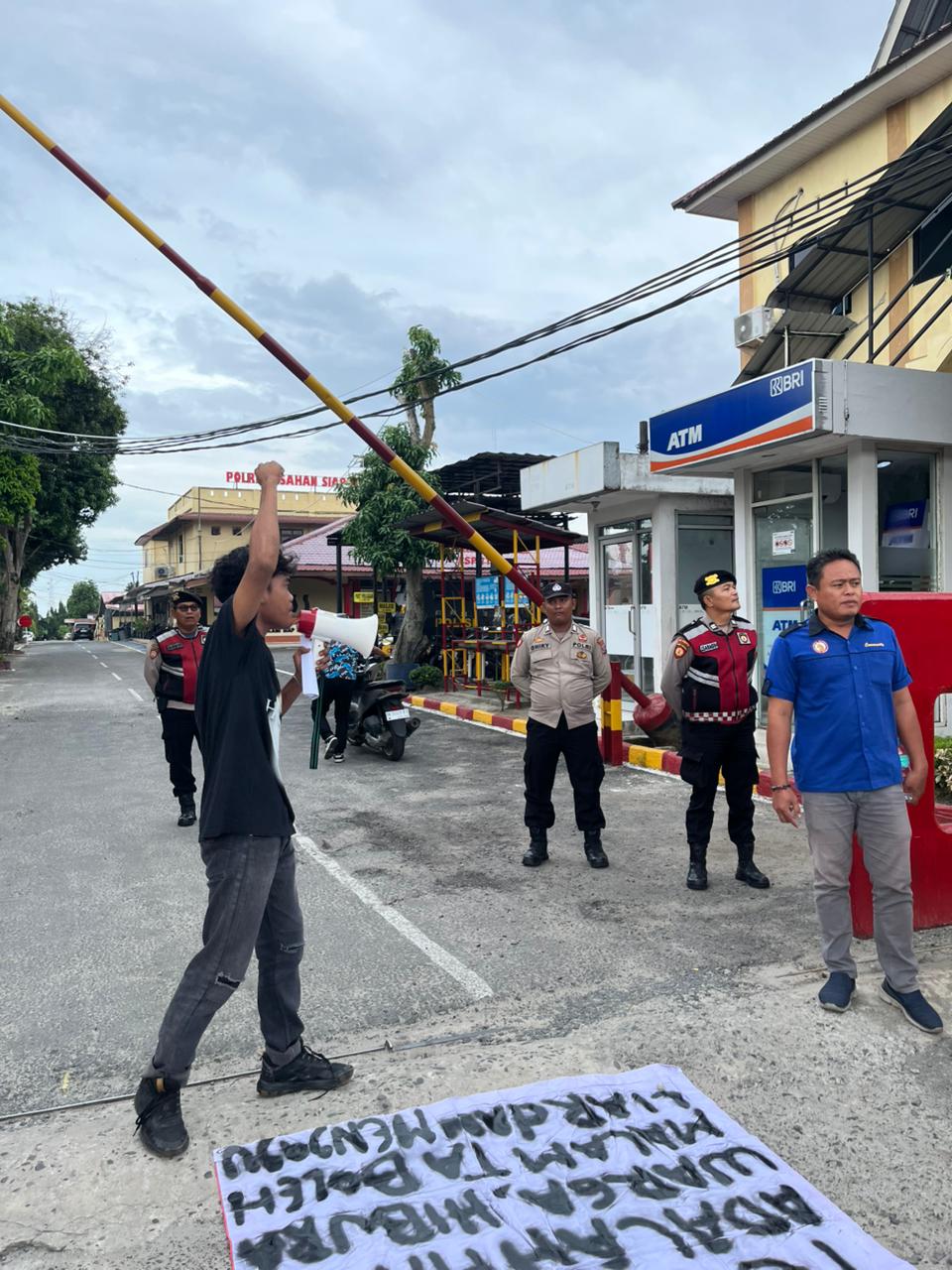 Rumpun Mahasiswa Asahan Kota Medan Desak Kapolres Asahan Usut Tuntas Kasus Peredaran Narkotika Di Karaoke KF