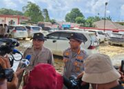 Kapolres Aceh Tamiang Cek Mobil Terdampak Banjir, Bantah Isu Mayat Di Dalam Kendaraan