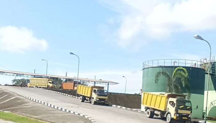 PT Anugrah Fajar Rezeki Potong Gaji Karyawan Di Tengah Musibah Banjir