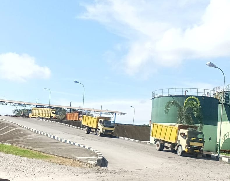 PT Anugrah Fajar Rezeki Potong Gaji Karyawan Di Tengah Musibah Banjir