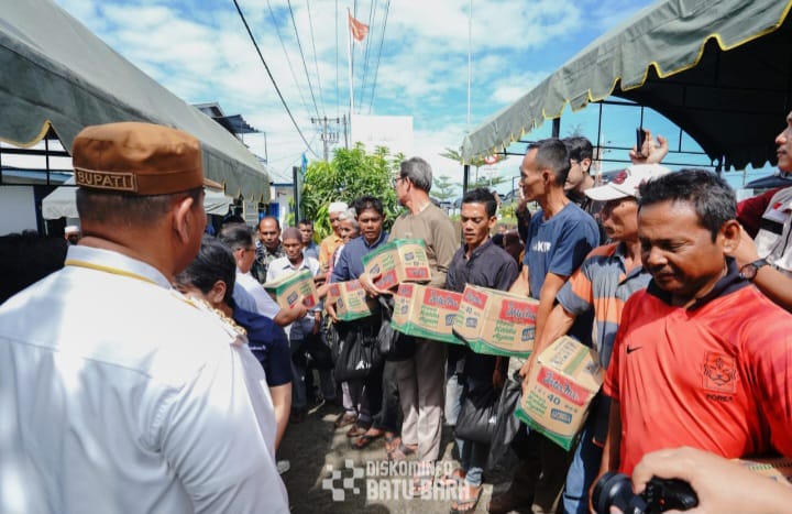 PT Inalum Salurkan Bantuan Dan Berikan Pengobatan Gratis