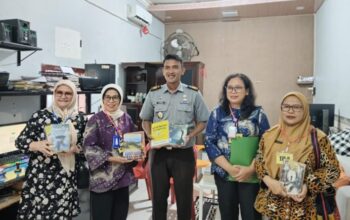 Lapas Labuhanruku Dapat Bantuan Buku Dari Dua Perpustakaan Besar