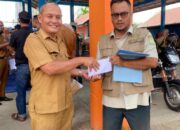 Plt Kadis Kominfo Aceh Besar Salurkan Donasi Korban Banjir