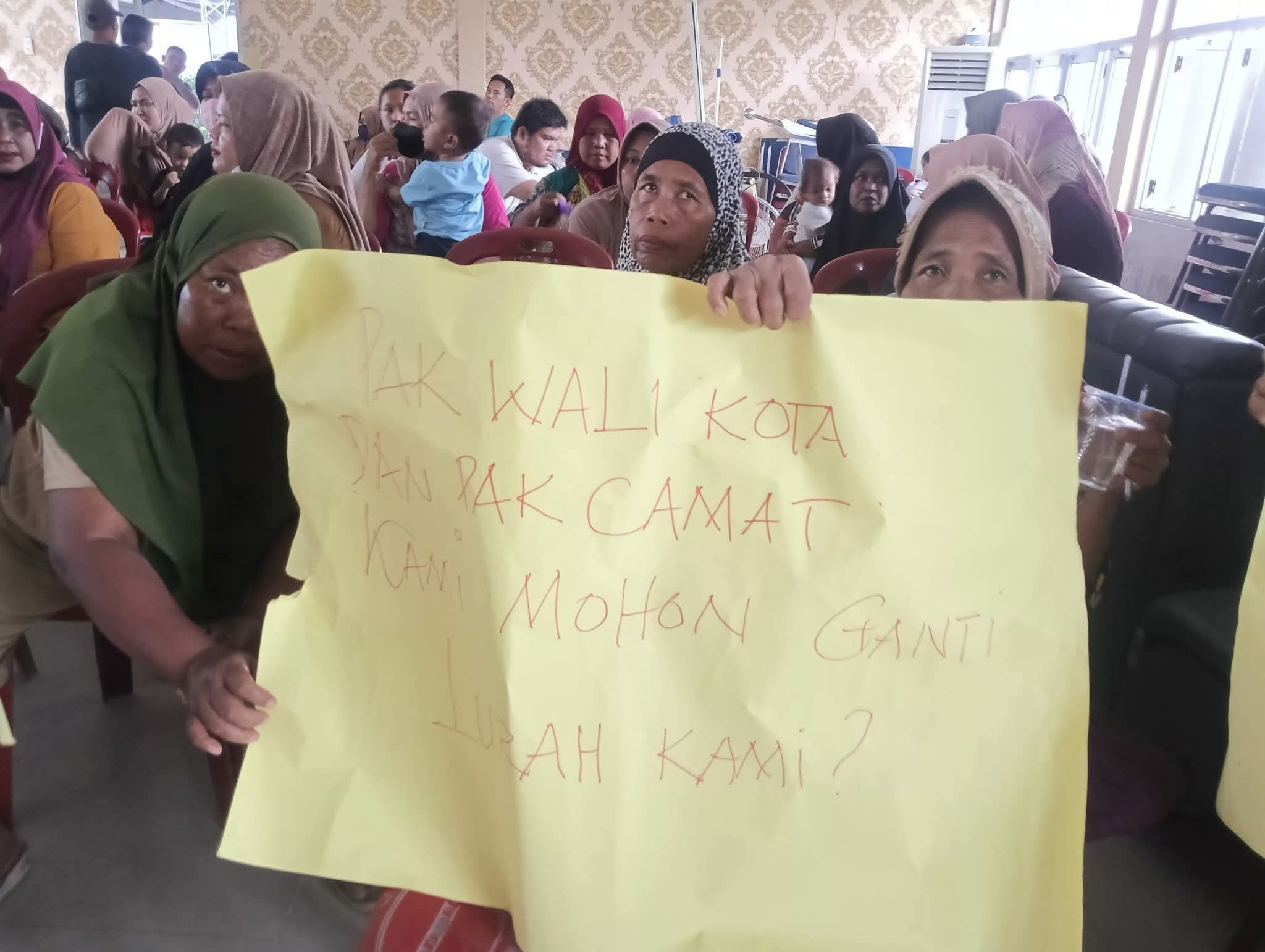 Warga Minta Lurah Paya Pasir Dicopot