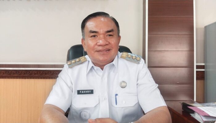 Antrean Panjang Di SPBU Agara Mencuri Perhatian, Warga Menduga Ada “Permainan”