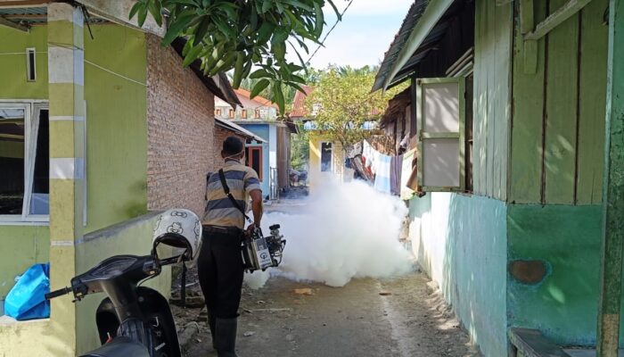 Dinkes Sergai Semprot Fogging Pasca Banjir, Dua Kasus DBD Mulai Ditemukan Di Tanjung Beringin