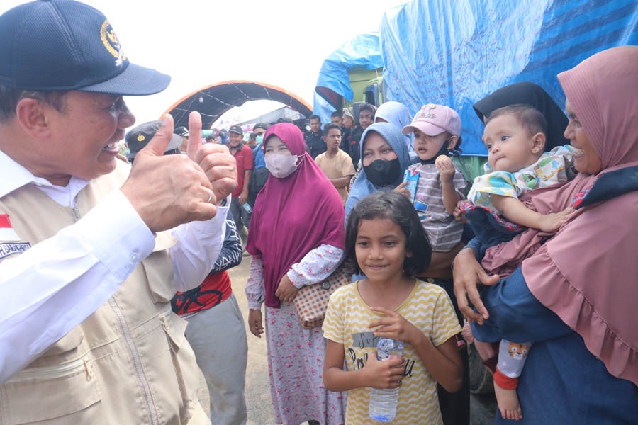 Momen Anggota DPR RI Bambang Haryo Kunjungi Aceh, Serahkan Bantuan