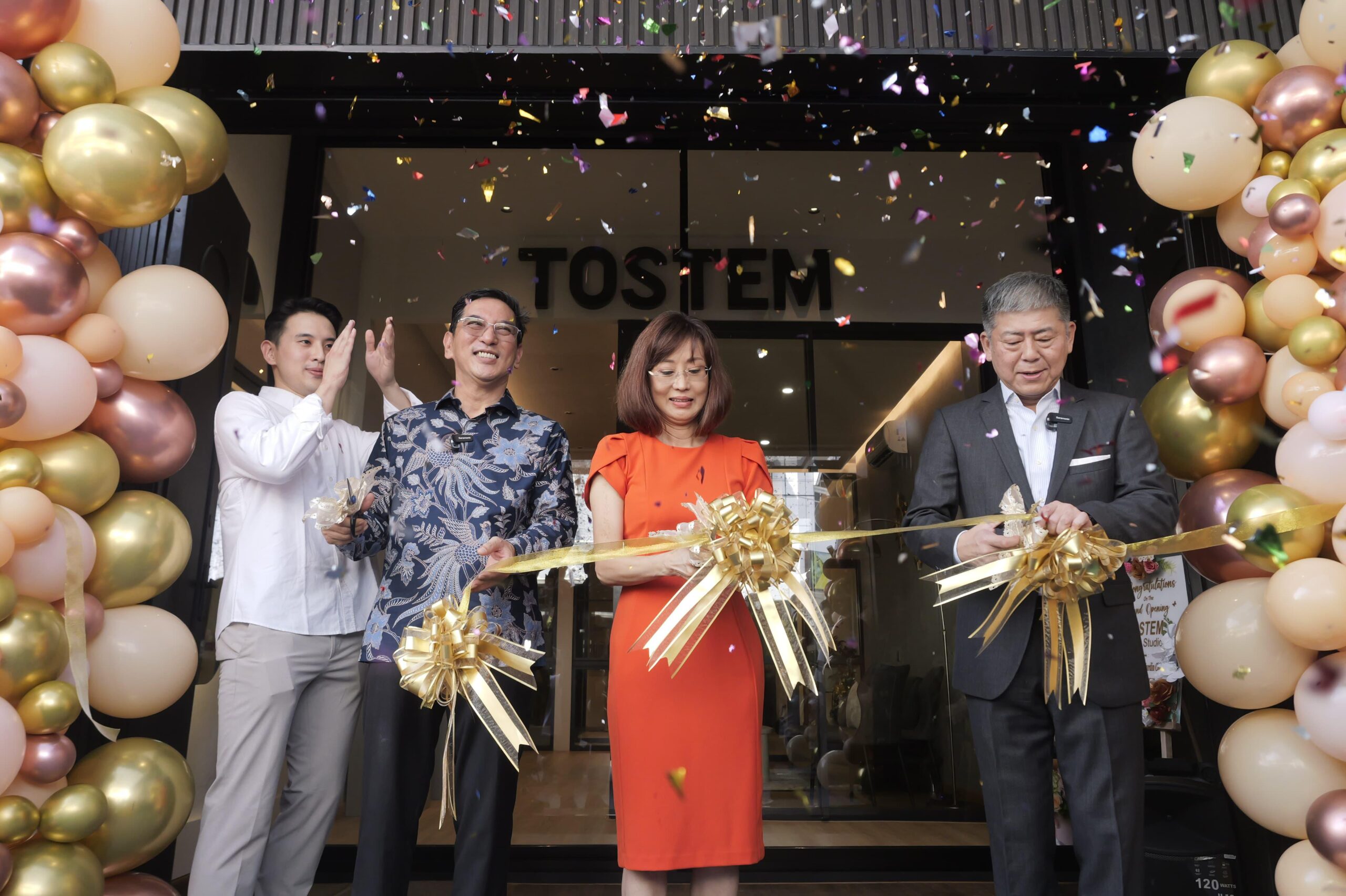 TOSTEM Studio Rahmadsyah Resmi Dibuka: Hadirkan Jendela & Pintu Aluminium Premium Jepang Untuk Pasar Sumatera