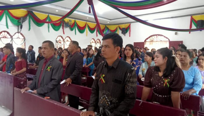 Keluarga Besar SMKN 1 Pantai Labu Gelar Perayaan Natal