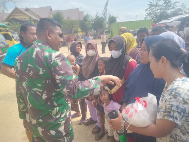 Danrem Lilawangsa Salurkan Bantuan Peduli Korban Banjir Aceh Tamiang