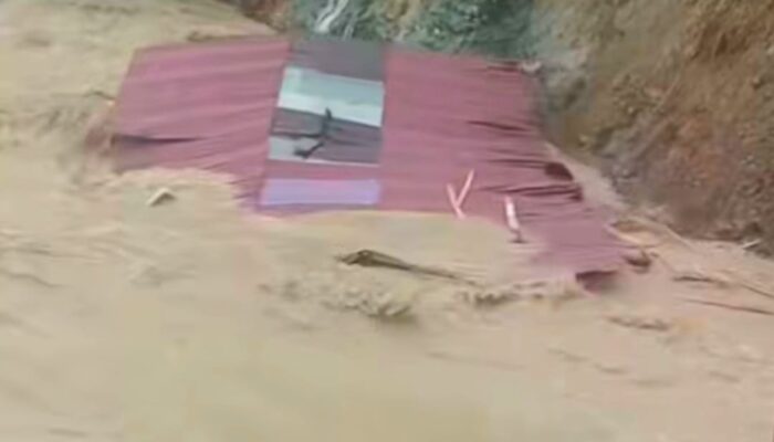 Sejumlah Wilayah Di Nisel Dilanda Banjir Dan Longsor