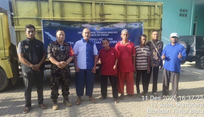 DPW PNTI Sumut Salurkan Bantuan Dari KKP Untuk Korban Banjir Di Langkat 
