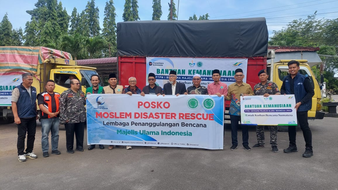 PTPN I Serahkan Bantuan Sembako Untuk Korban Banjir Tapsel