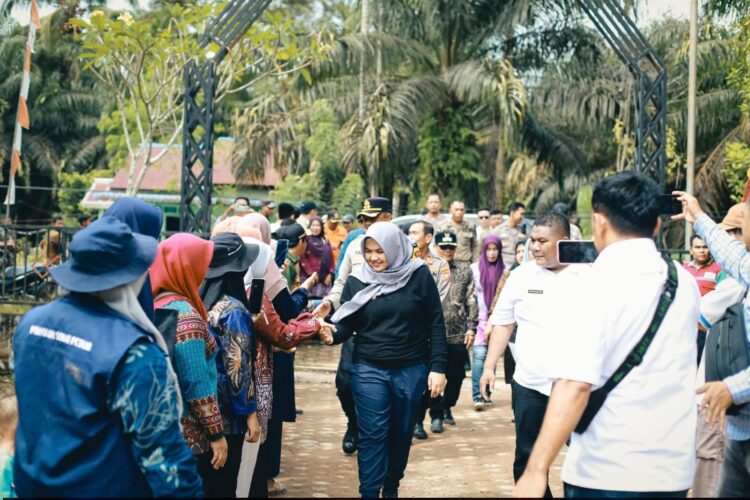 Wabup Madina Minta Kades Terdampak Bencana Berikan Laporan Detail