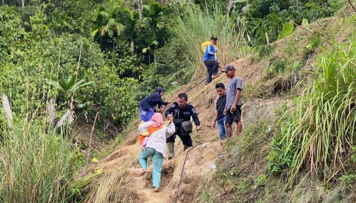 Kasubsi Penmas Polres Aceh Tenggara Turun Langsung Bantu Warga