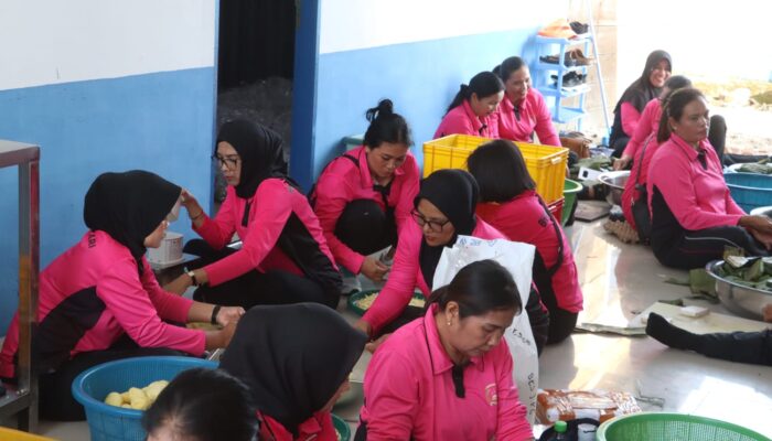 Banjir Sumut, Dapur MBG Polres Simalungun Jadi Dapur Umum Bantu Warga Terdampak