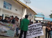 Genbara Demo DPRD Batubara, Anggota Dewan Keluar Kunjungan