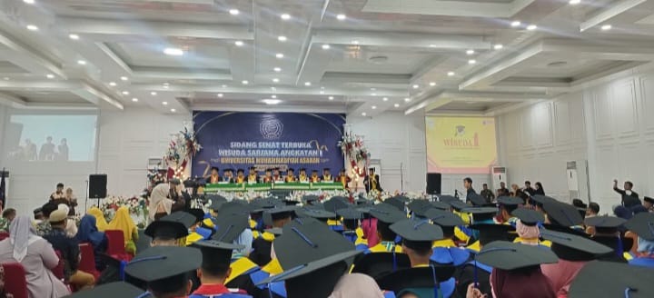 Sidang Senat Terbuka Wisuda Sarjana Angkatan I UMMAS
