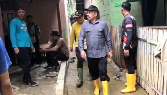 Bupati Pidie Pimpin Gotong Royong Pascabanjir